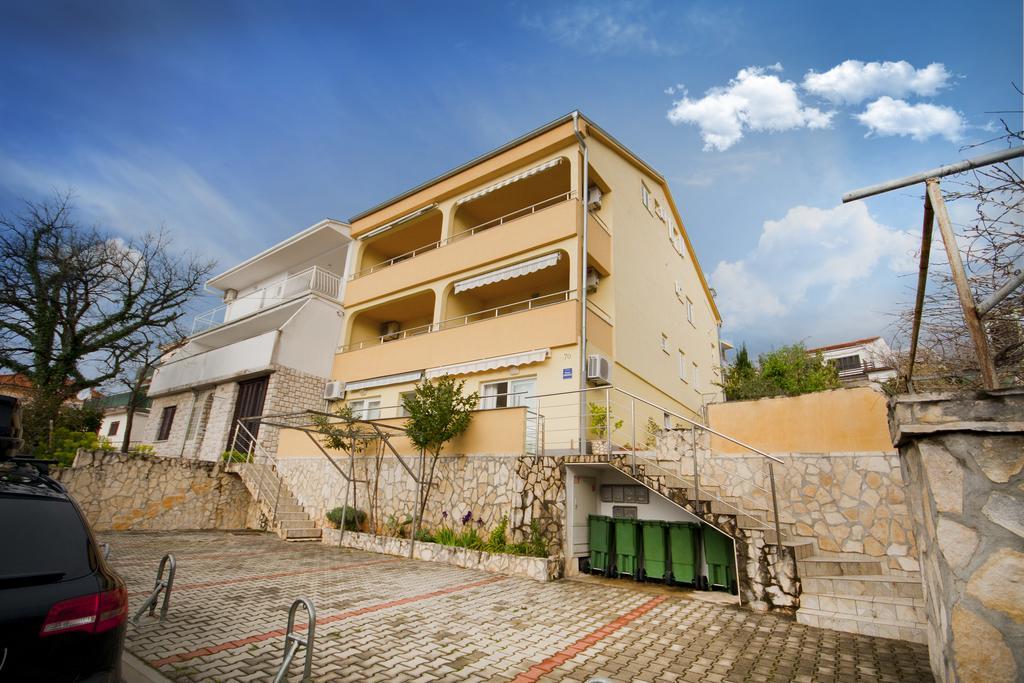 Adela Apartments Dramalj Extérieur photo
